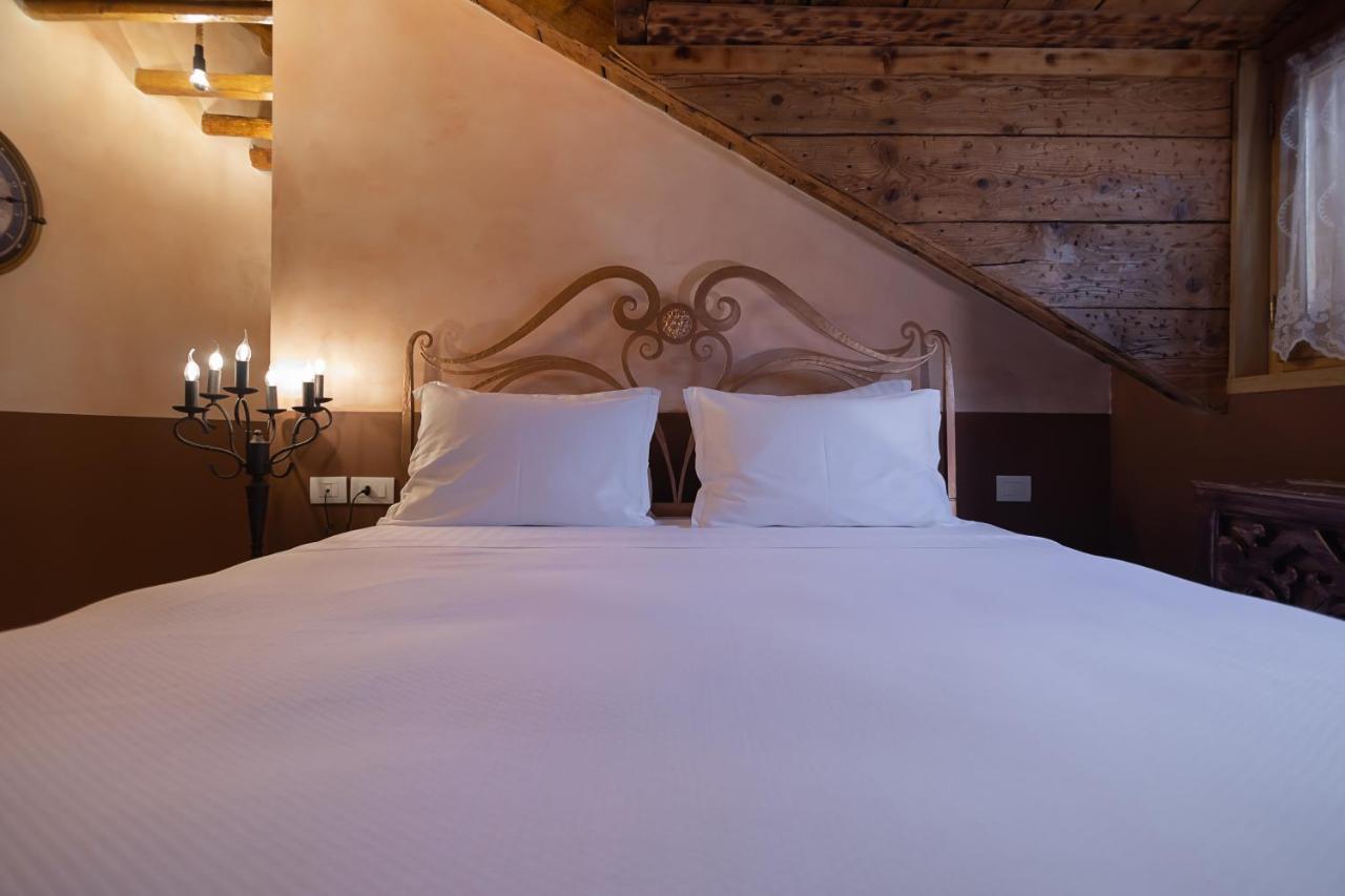 Tresor Art Boutique Hotel Корча Екстериор снимка