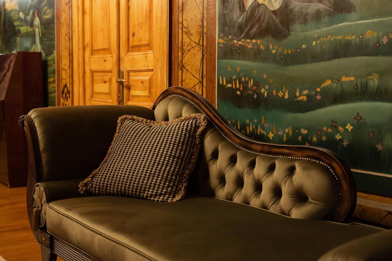 Tresor Art Boutique Hotel Корча Екстериор снимка