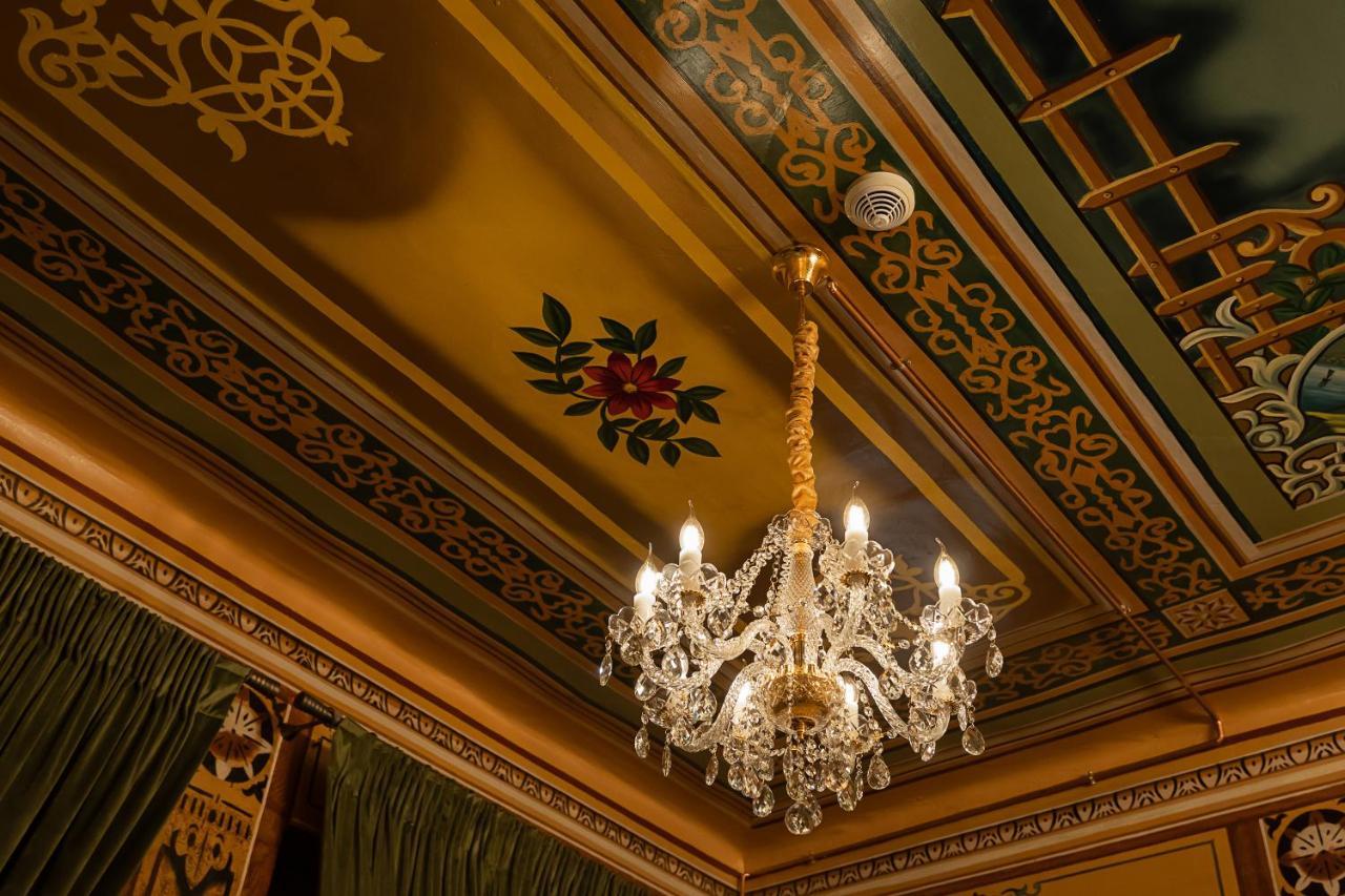 Tresor Art Boutique Hotel Корча Екстериор снимка