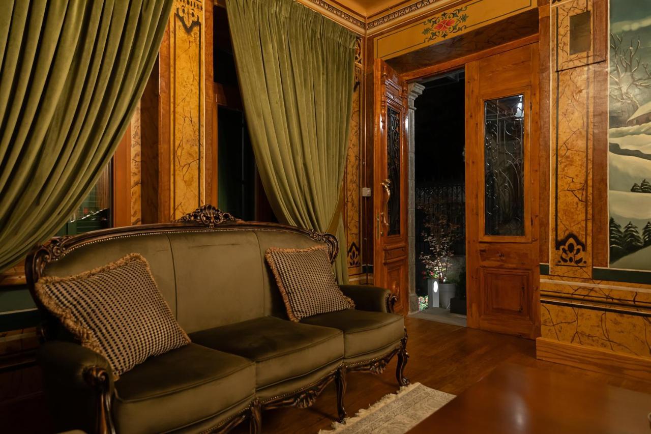 Tresor Art Boutique Hotel Корча Екстериор снимка