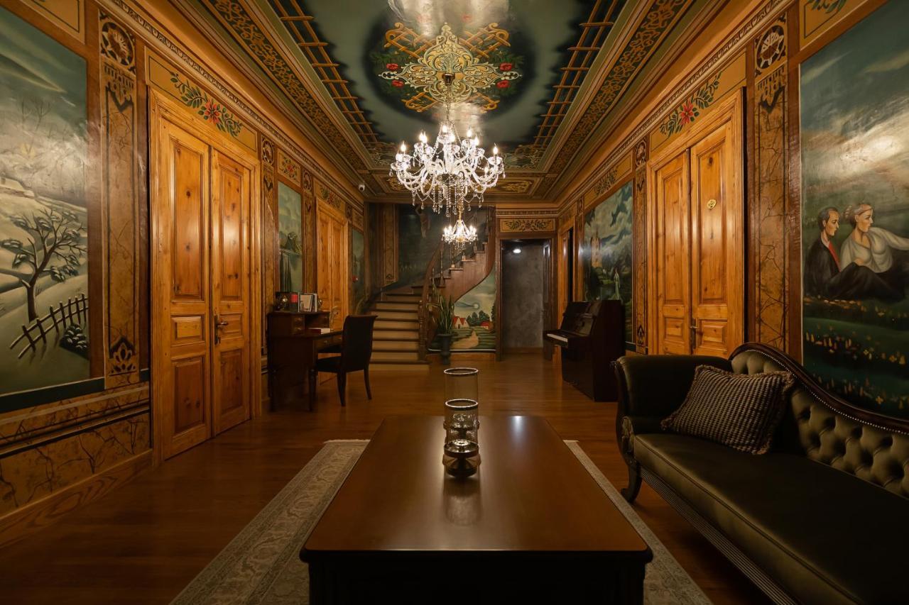 Tresor Art Boutique Hotel Корча Екстериор снимка