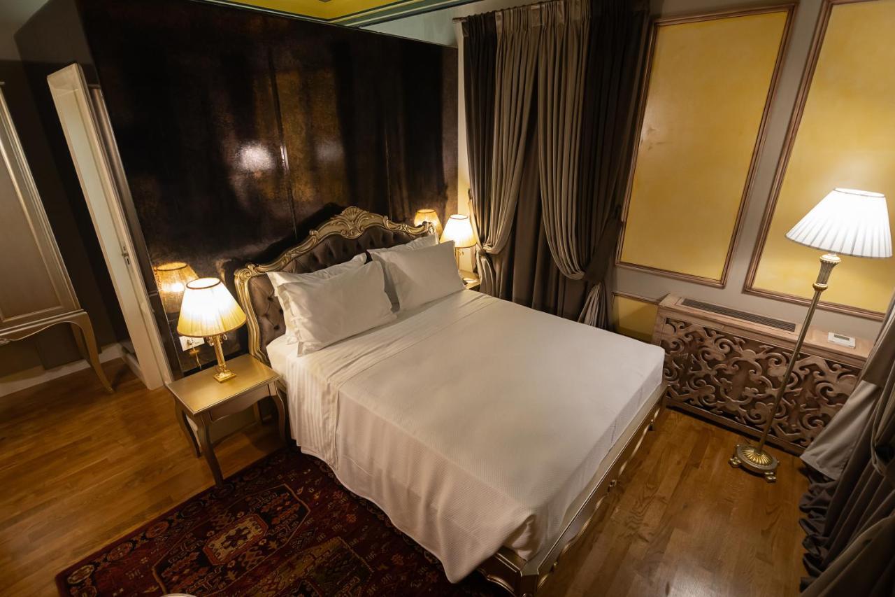 Tresor Art Boutique Hotel Корча Екстериор снимка