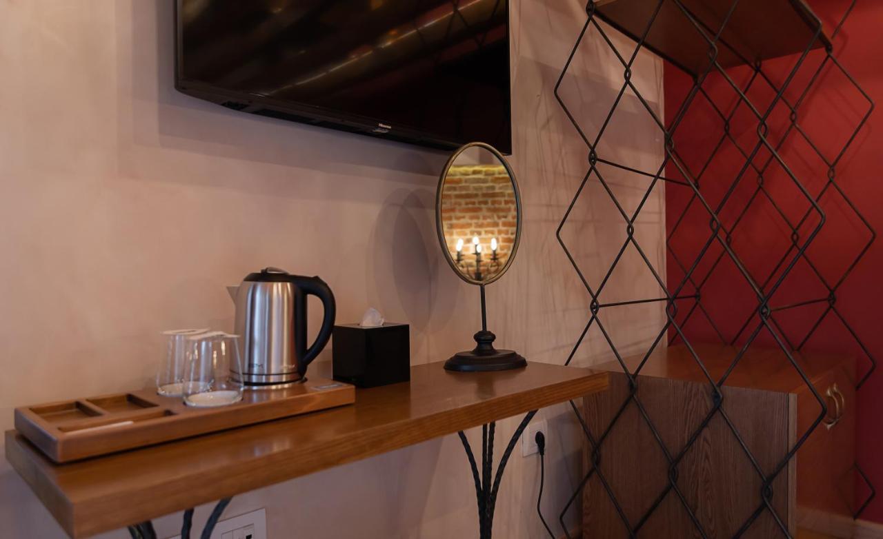 Tresor Art Boutique Hotel Корча Екстериор снимка
